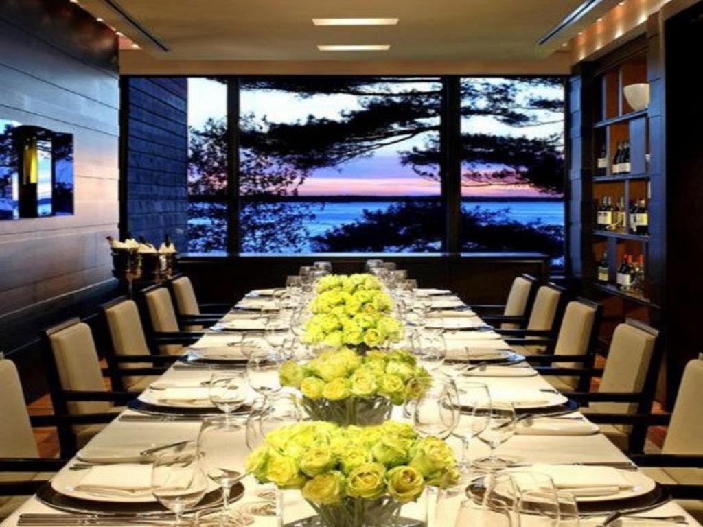 Taboo Muskoka Hotel Gravenhurst Buitenkant foto