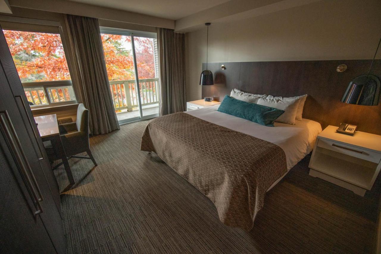 Taboo Muskoka Hotel Gravenhurst Buitenkant foto